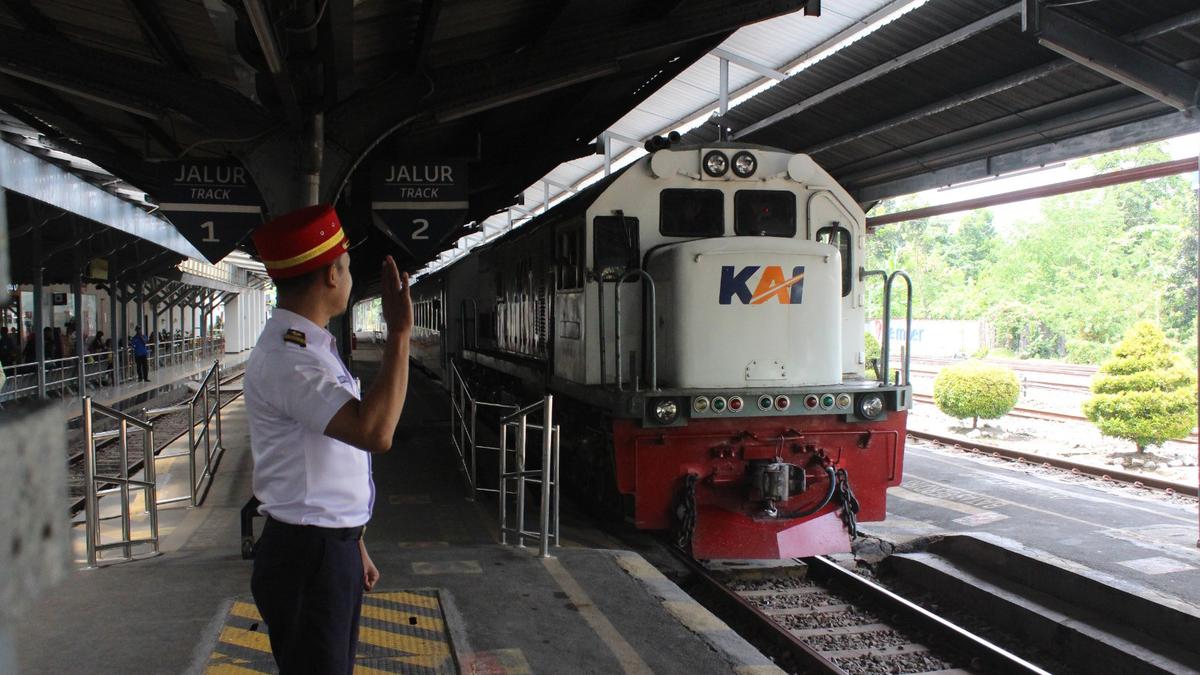 10 Tempat Makan Enak Dekat Stasiun Kroya yang Wajib Dicoba di 2025