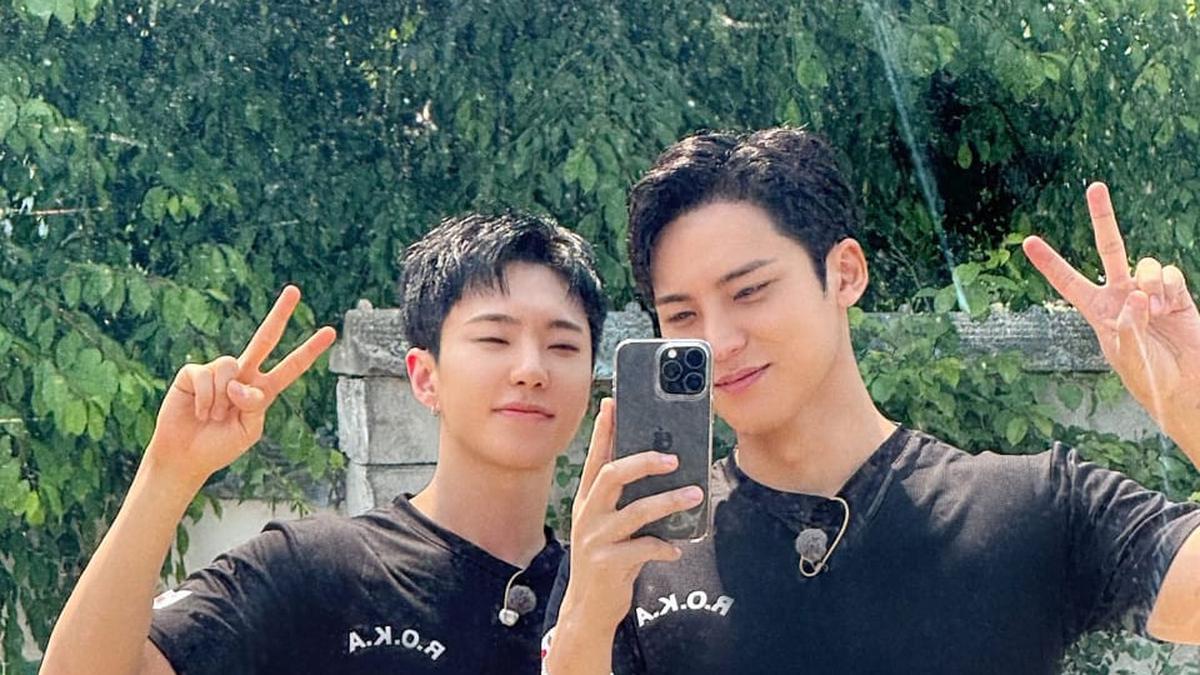Kaus R.O.K.A Kini Jadi Tren Fashion di Korea Selatan, Dari Perlengkapan Tentara Hingga Gaya Anak Muda
