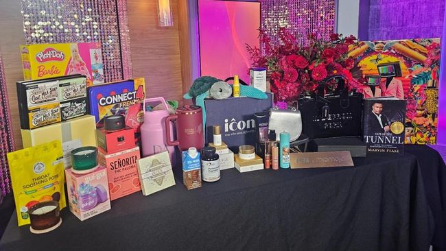 Intip Isi Goodie Bag Mewah Emmy Awards 2025 Senilai Rp400 Jutaan!