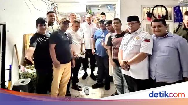 Andre Rosiade Berikan Santunan untuk Perantau Minang Korban Aksi Demo di Jakarta