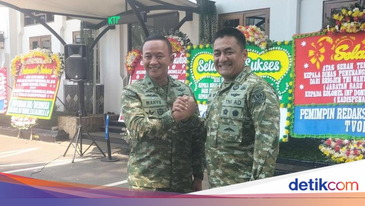 Brigjen Wahyu Resmi Berpamitan dari Jabatan Kadispenad, Kolonel Donny Menggantikan
